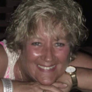 Meet your Posher, Gail l